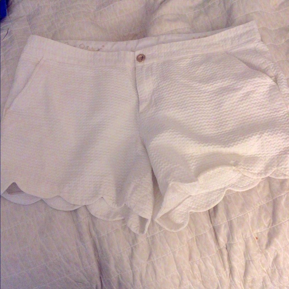 Lilly Pulitzer shorts! Size 14
